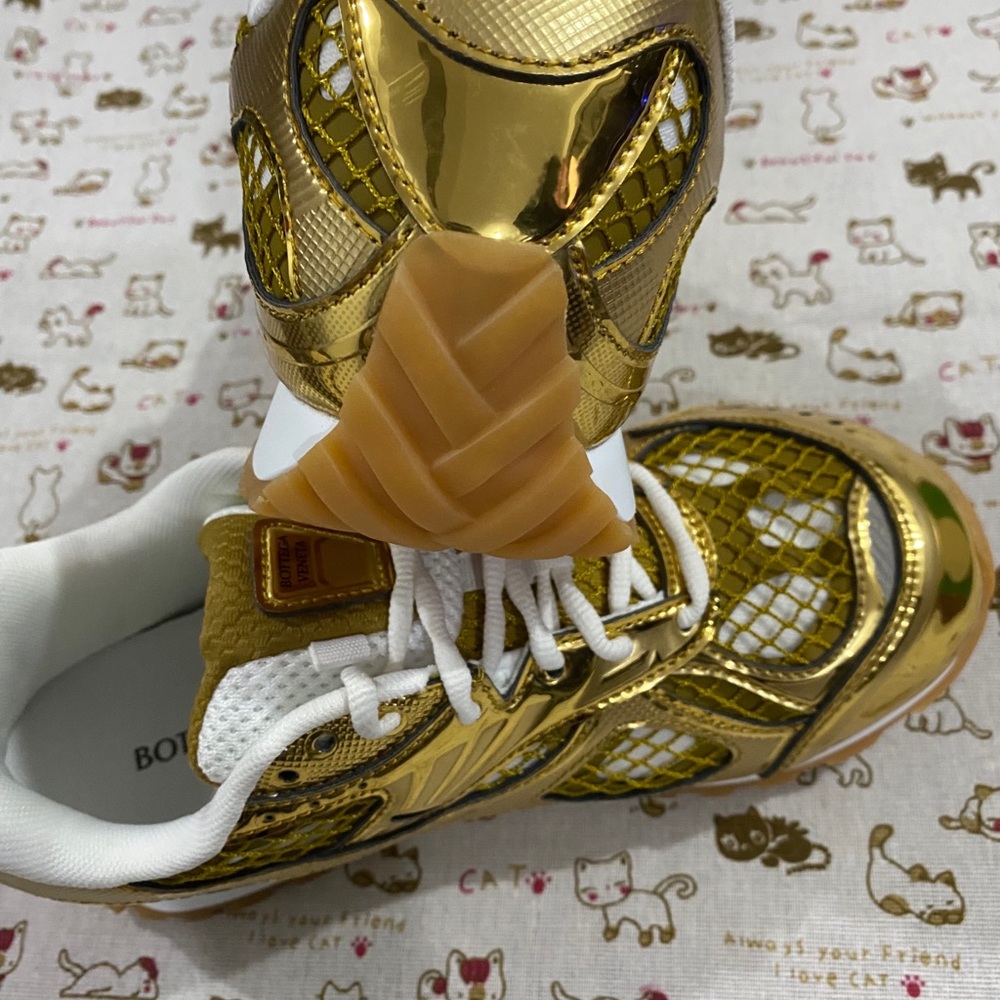 Bottega Veneta Metallic Gold Runner Sneakers - Picture 8 of 9